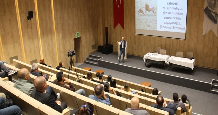 İbb İsg Yetiskin Psikolojisi Ve Egitimi Sempozyumu Amfi Sunumu